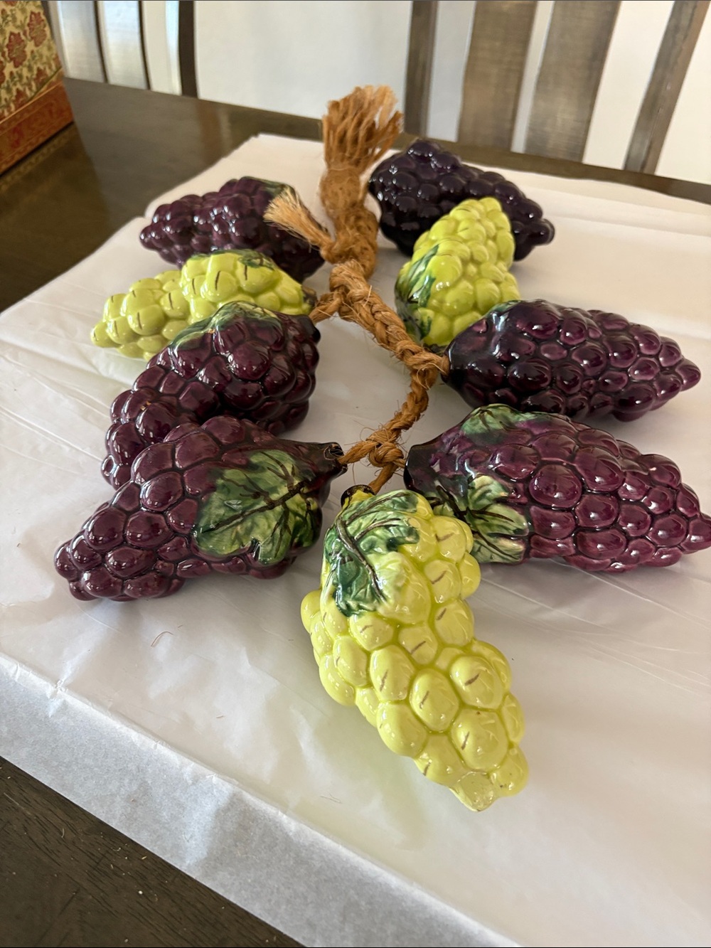 Ceramic Tuscan Italy Hanging Grape Cluster On Jute Cord Wall Hanging Decor 3D - Picture 8 of 8
